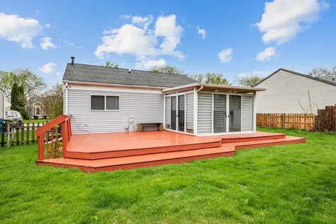 2666 Prairieview Lane Aurora IL 60502