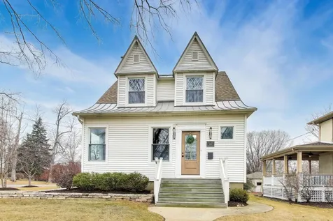 520 South Wheaton Avenue Wheaton IL 60187