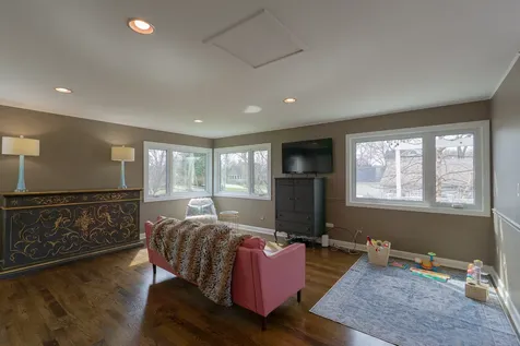 520 South Wheaton Avenue Wheaton IL 60187