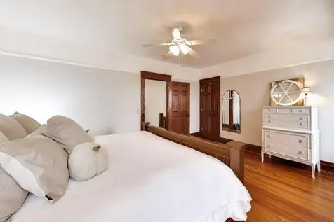 520 South Wheaton Avenue Wheaton IL 60187