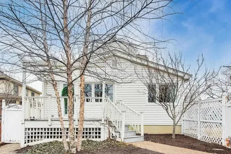 520 South Wheaton Avenue Wheaton IL 60187