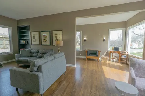 520 South Wheaton Avenue Wheaton IL 60187