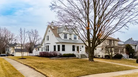 520 South Wheaton Avenue Wheaton IL 60187