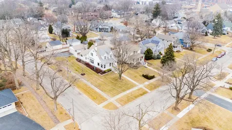 520 South Wheaton Avenue Wheaton IL 60187