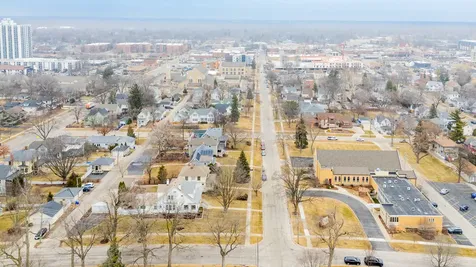 520 South Wheaton Avenue Wheaton IL 60187
