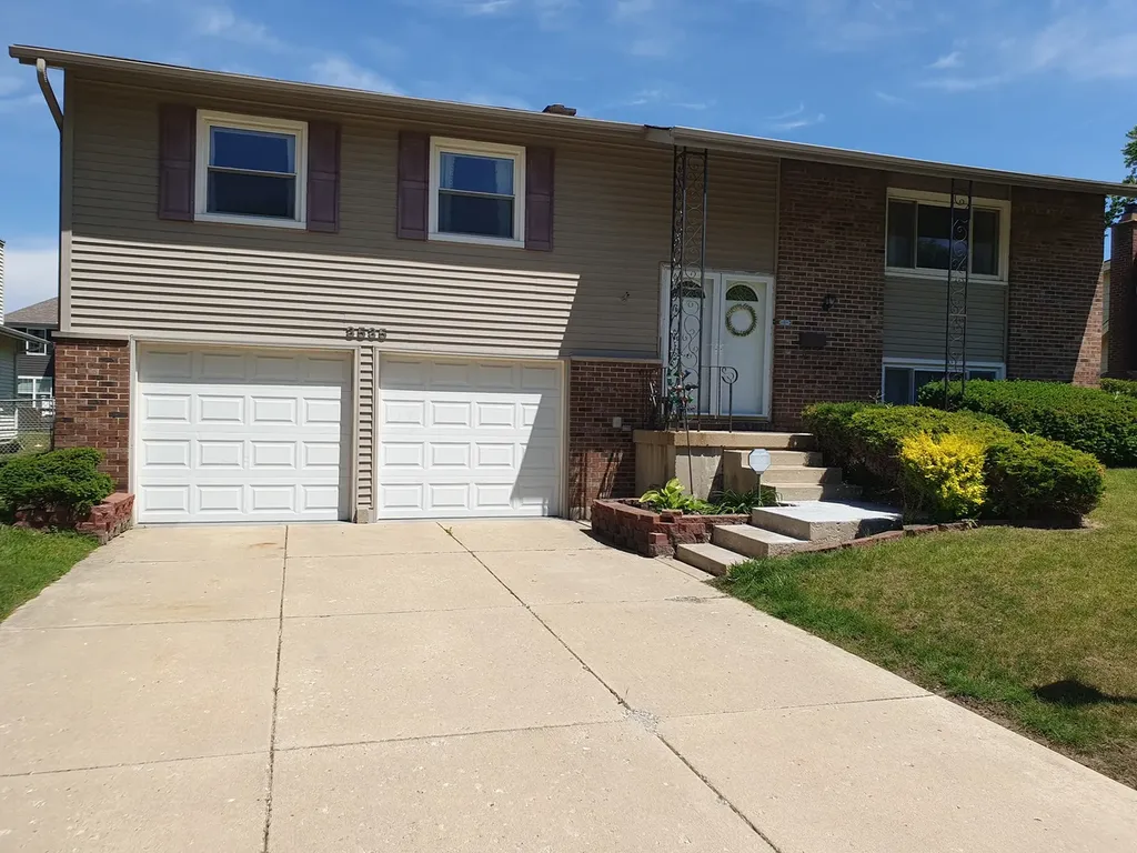 3535 Treaty Lane Hoffman Estates IL 60192