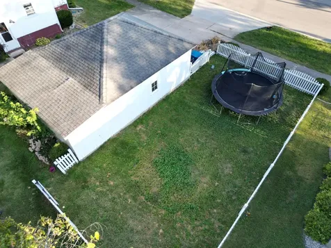 533 South 4th Street Watseka IL 60970