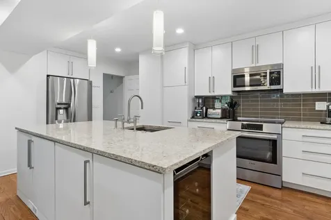 628 Windham Lane Naperville IL 60563