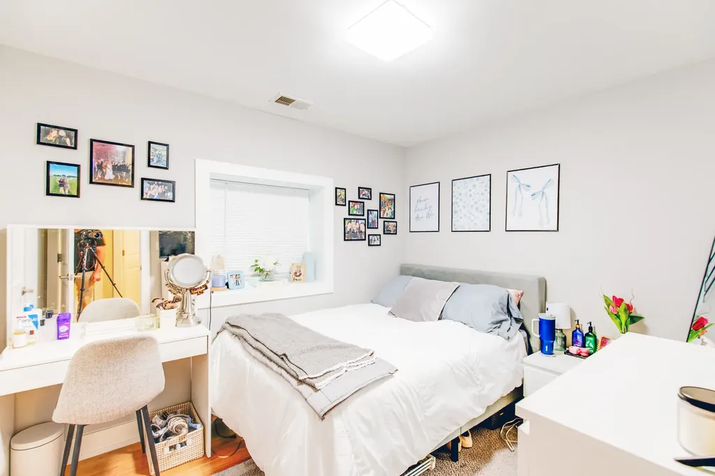 1337 West Walton Street Chicago IL 60642