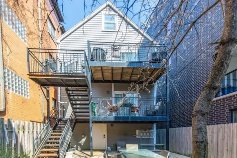1337 West Walton Street Chicago IL 60642