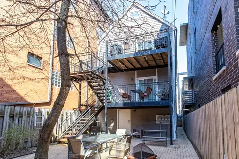 1337 West Walton Street Chicago IL 60642