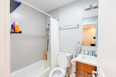 1337 West Walton Street Chicago IL 60642