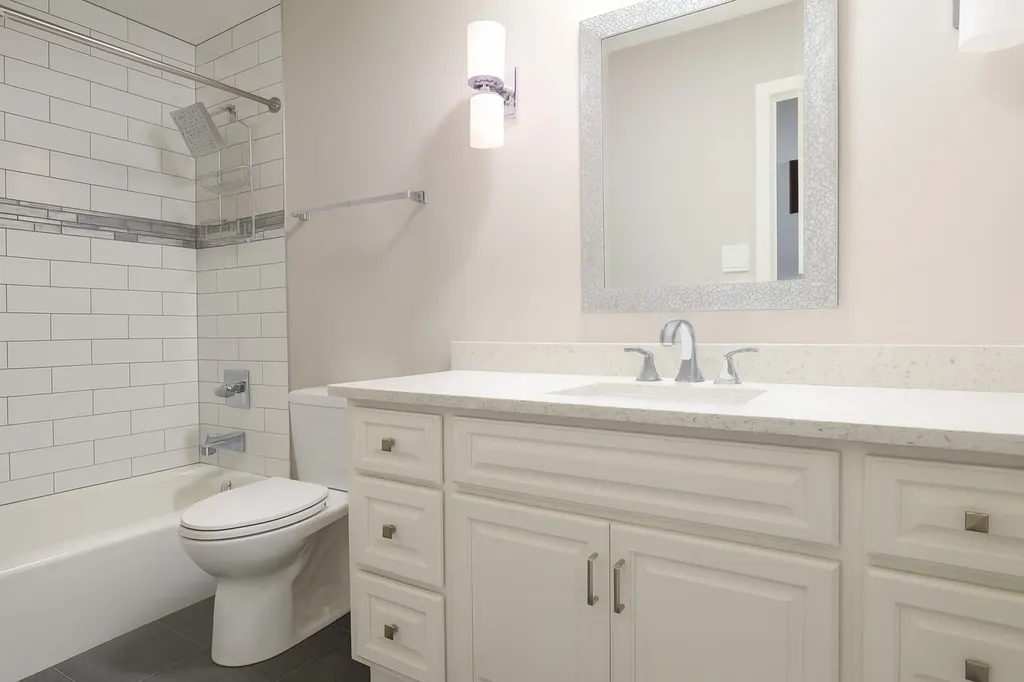 8226 Bob O Link Road Orland Park IL 60462