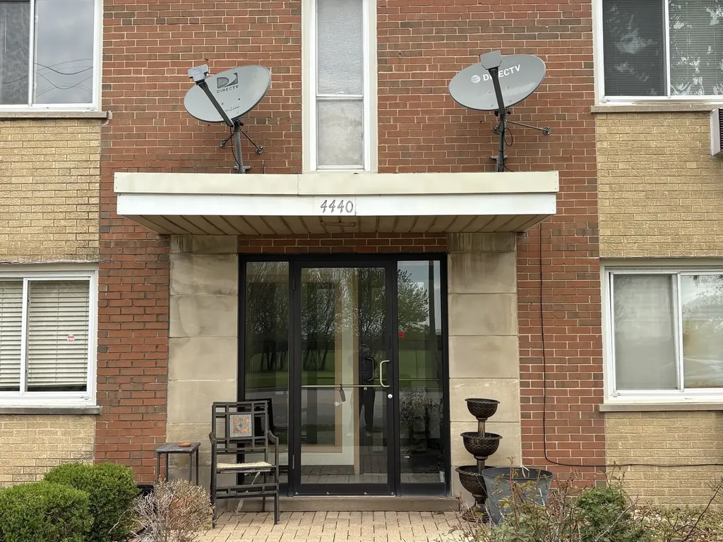 4440 West 111th Street Oak Lawn IL 60453