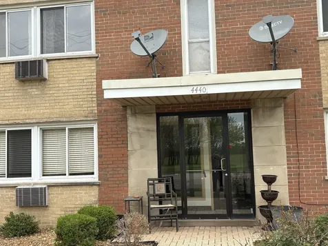 4440 West 111th Street Oak Lawn IL 60453
