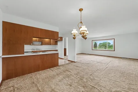 104 Choctaw Trail Loda IL 60948
