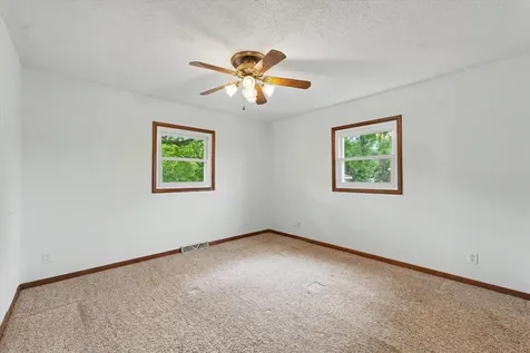 104 Choctaw Trail Loda IL 60948