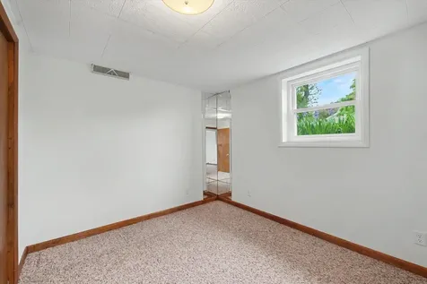 104 Choctaw Trail Loda IL 60948