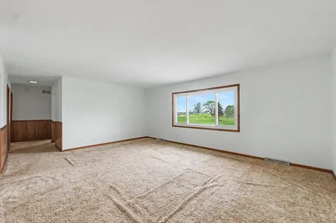 104 Choctaw Trail Loda IL 60948