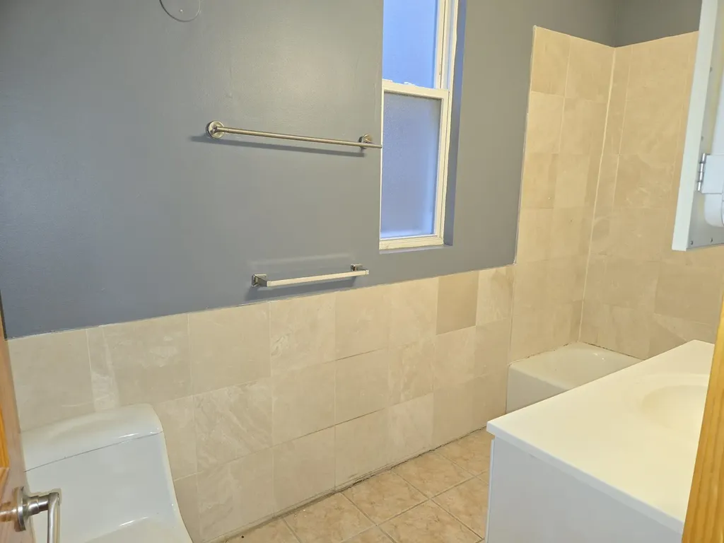 948 North California Avenue Chicago IL 60622