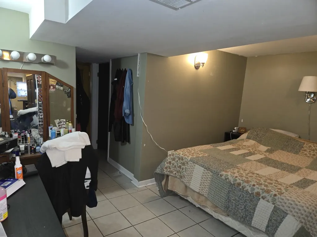 948 North California Avenue Chicago IL 60622