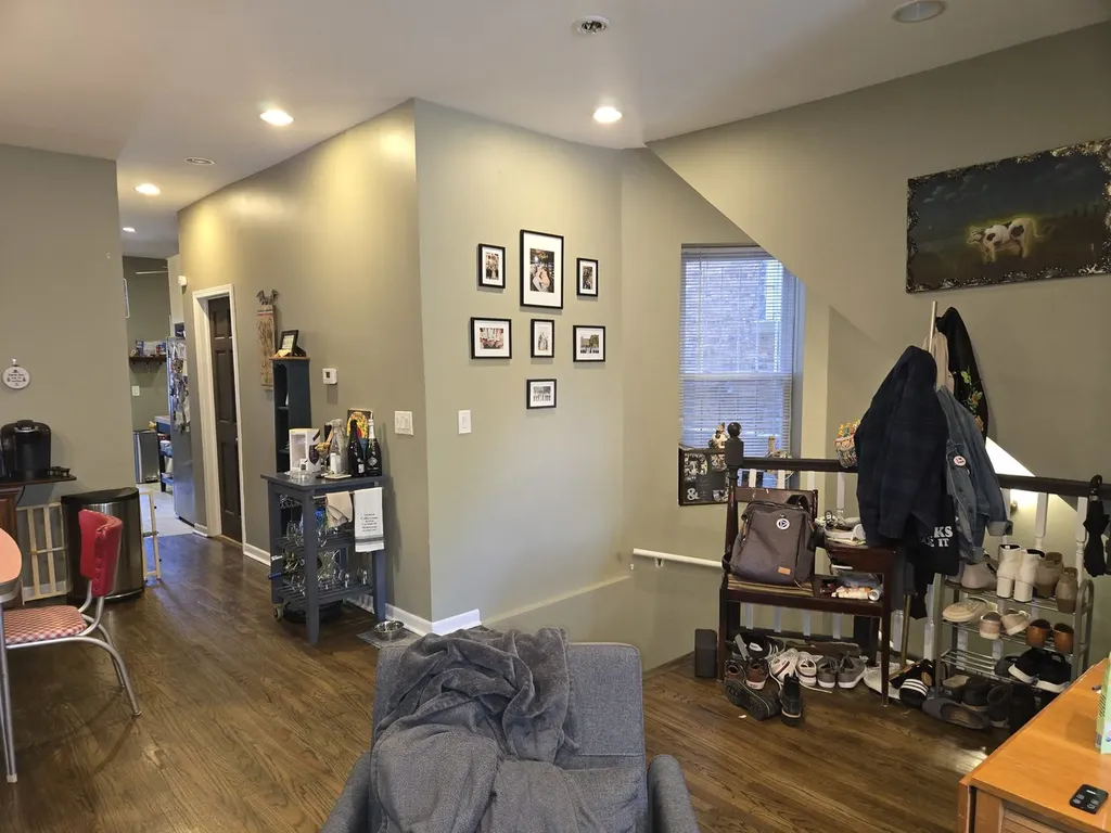 948 North California Avenue Chicago IL 60622