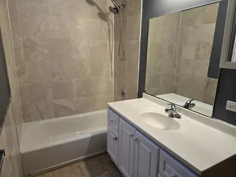948 North California Avenue Chicago IL 60622