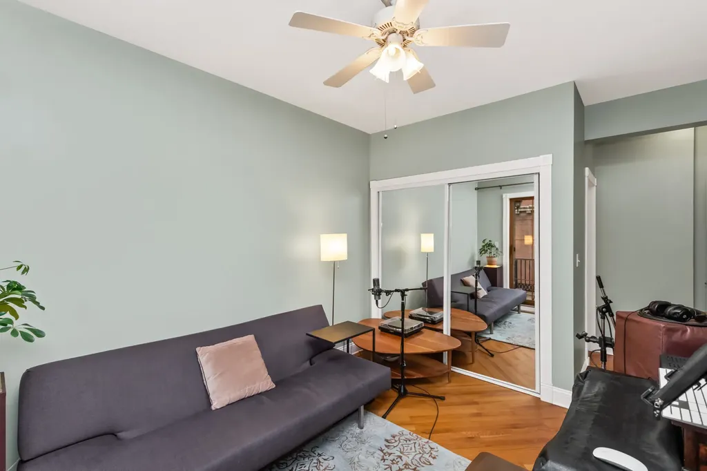 5321 South Harper Avenue Chicago IL 60615