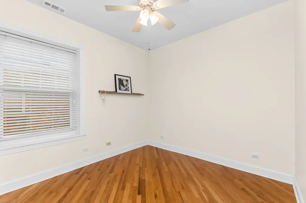 5321 South Harper Avenue Chicago IL 60615