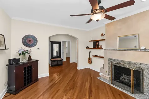 5321 South Harper Avenue Chicago IL 60615