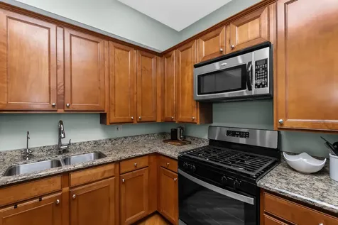 5321 South Harper Avenue Chicago IL 60615