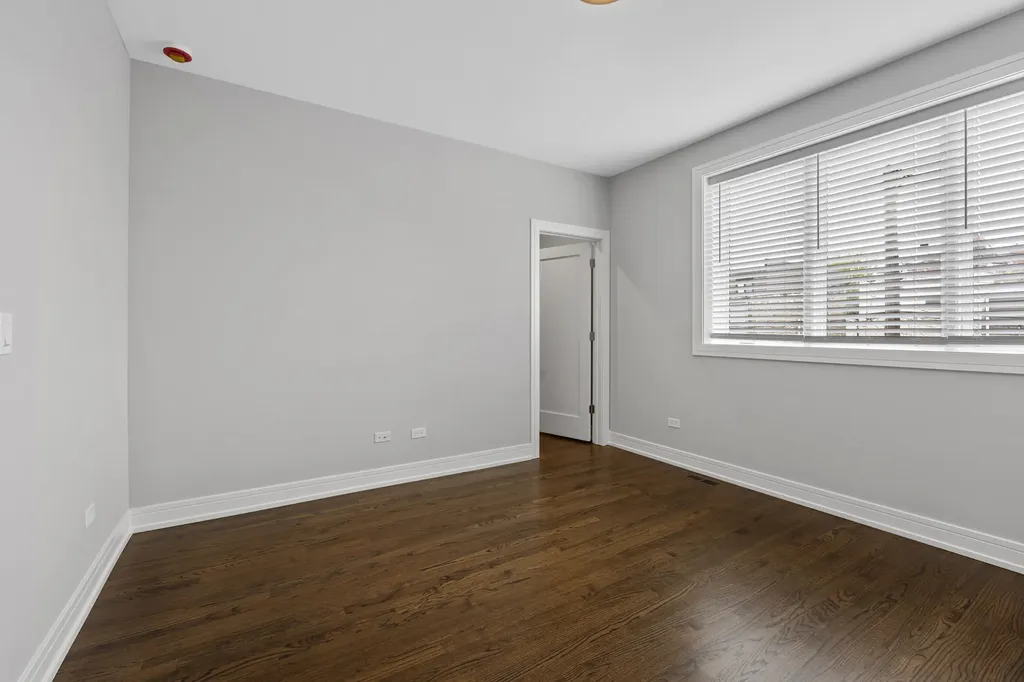 3231 South Shields Avenue Chicago IL 60616