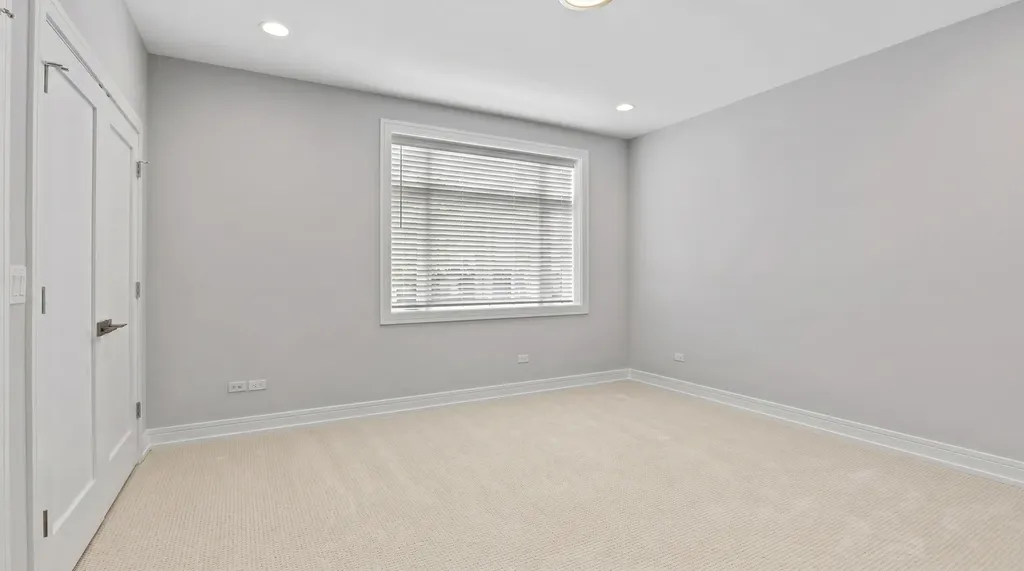 3231 South Shields Avenue Chicago IL 60616