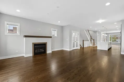 3231 South Shields Avenue Chicago IL 60616