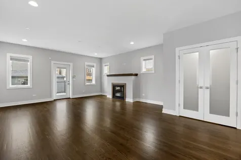 3231 South Shields Avenue Chicago IL 60616