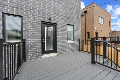 3231 South Shields Avenue Chicago IL 60616