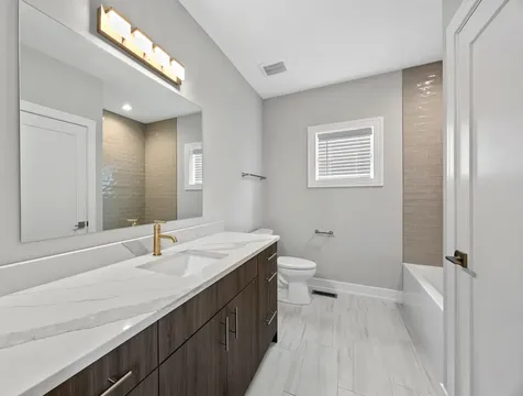 3231 South Shields Avenue Chicago IL 60616
