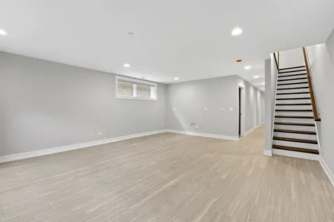 3231 South Shields Avenue Chicago IL 60616