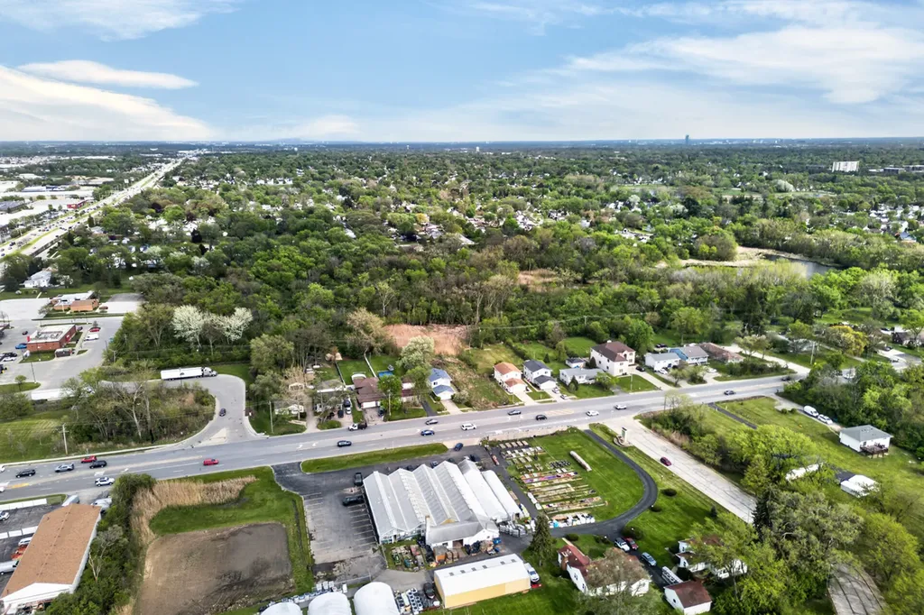 635 North Columbine Avenue Lombard IL 60148