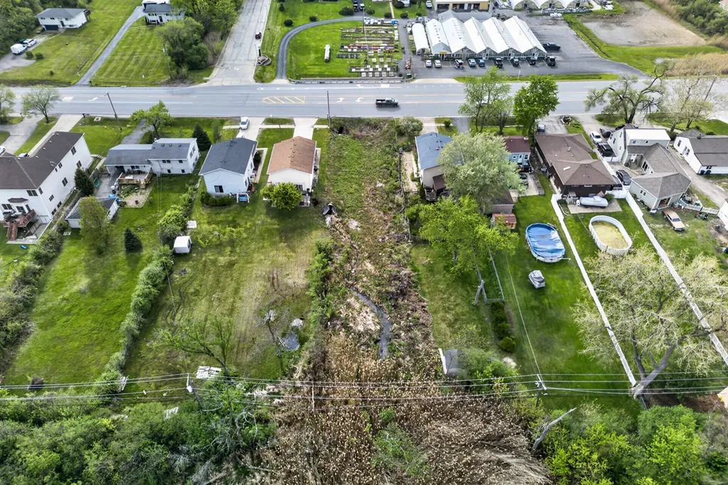 635 North Columbine Avenue Lombard IL 60148