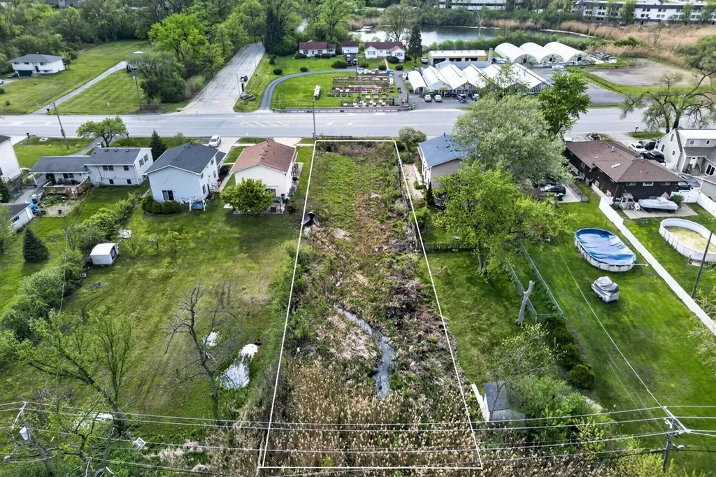 635 North Columbine Avenue Lombard IL 60148