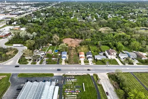 635 North Columbine Avenue Lombard IL 60148