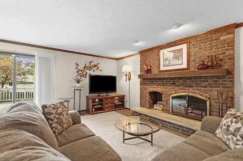 4269 Harper Avenue Gurnee IL 60031