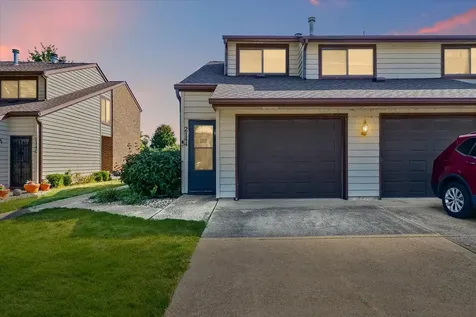2144 Harbortown Circle Champaign IL 61821