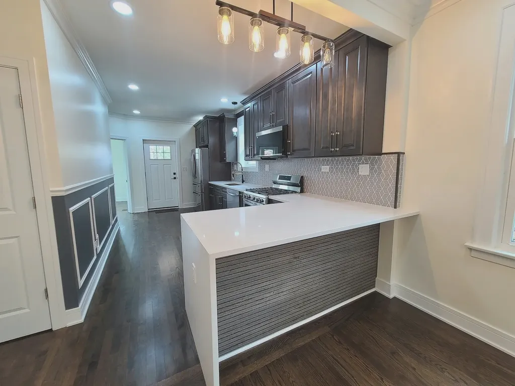 8623 South Wood Avenue Chicago IL 60620