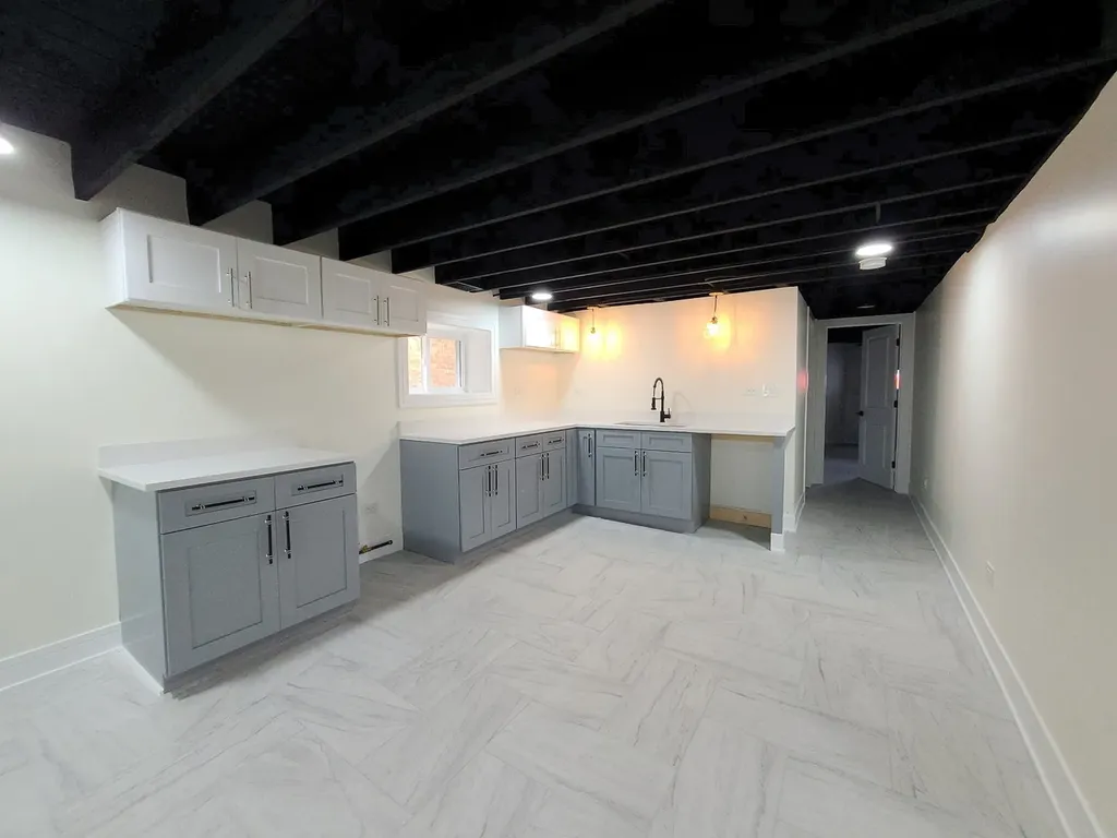 8623 South Wood Avenue Chicago IL 60620