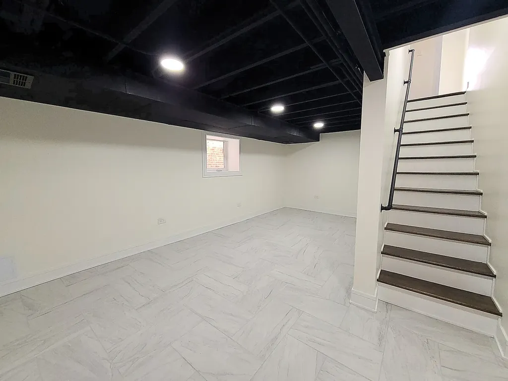 8623 South Wood Avenue Chicago IL 60620