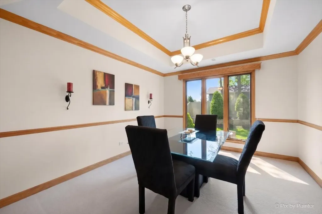 958 West Stonehedge Drive Addison IL 60101
