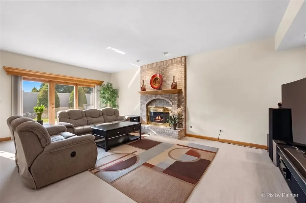 958 West Stonehedge Drive Addison IL 60101
