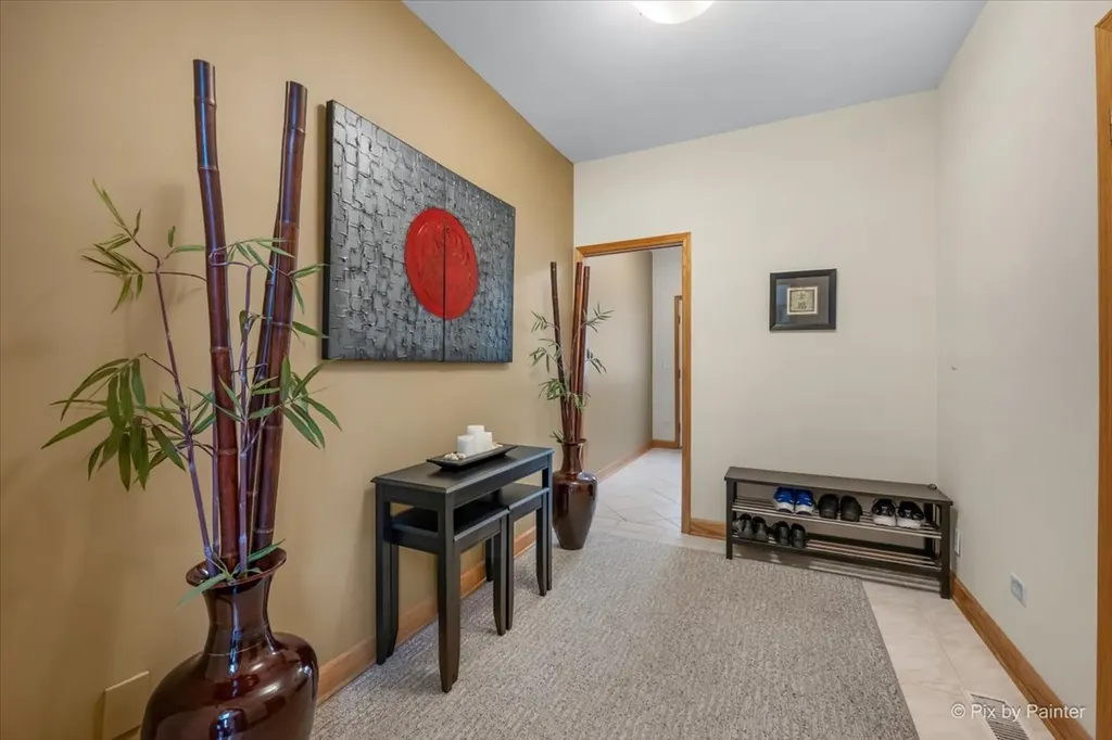 958 West Stonehedge Drive Addison IL 60101